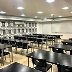 Aula Centro de negocios Pontevedra formación espaciosa